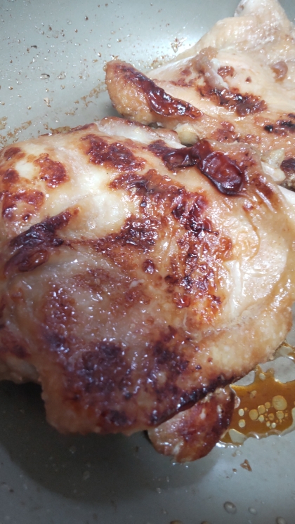 漬け込んで焼くだけ☆簡単照り焼きチキン