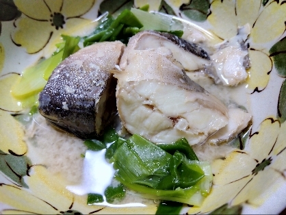 煮魚(鮭)ほうれん草添え