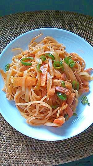 隠し味はヨーグルト!さっぱりまろやかナポリタン