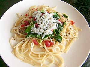 しそとカリカリ梅のさっぱりパスタ
