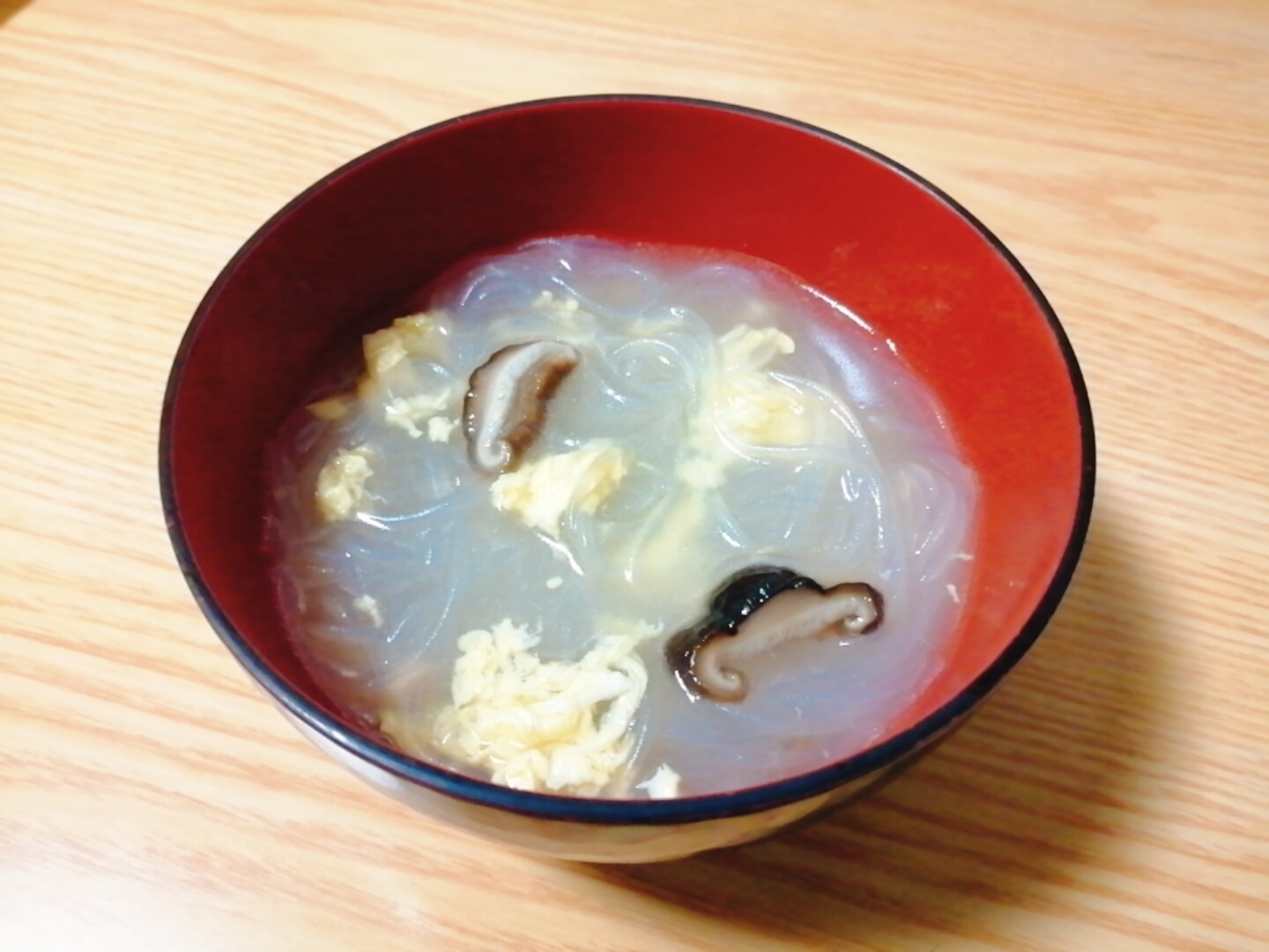 春雨と椎茸と卵の中華スープ