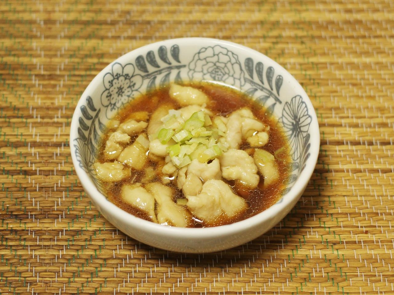 超簡単でサッパリ美味しい！「鶏皮の酒蒸しポン酢」