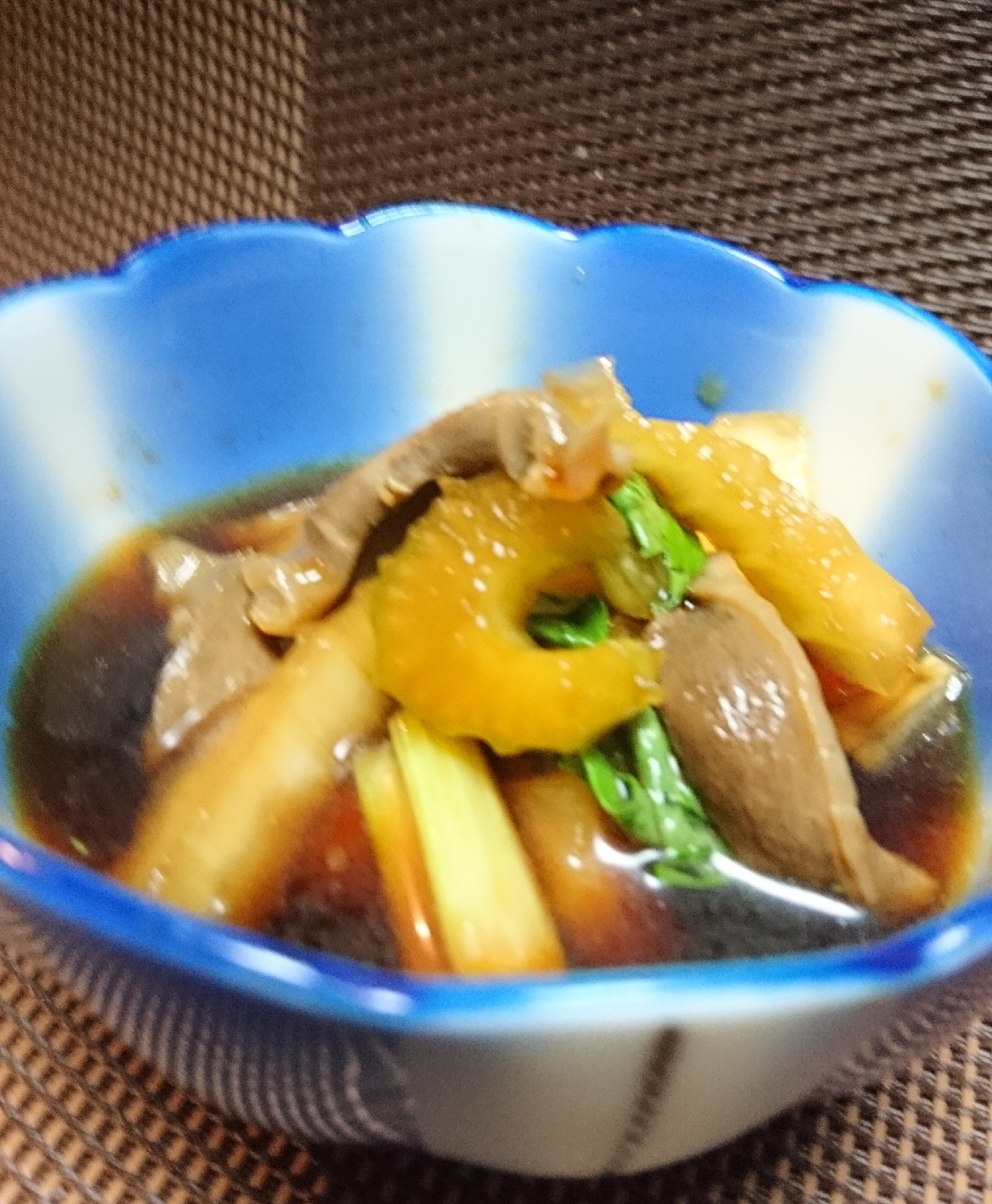 砂ずりとセロリのポン酢漬け!(ずりポン)