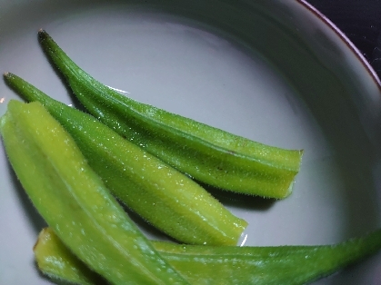 ポリ袋で簡単！箸が止まらない♪おくらの漬け物