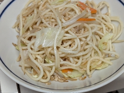 合挽きとキャベツの塩焼きそば