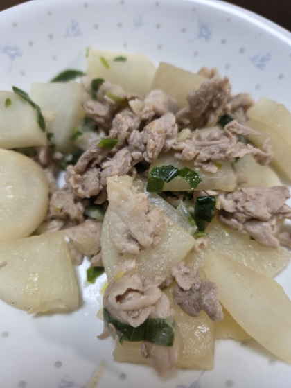ご飯が進む♡レンジで時短♡大根と豚肉のねぎ塩煮