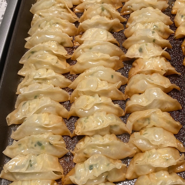 ホットプレートでつくる鶏ひき肉餃子 レシピ 作り方 By わーちゅん 楽天レシピ ホットプレートでつくる鶏ひき肉餃子 レシピ 作り方 By わーちゅん 楽天レシピ