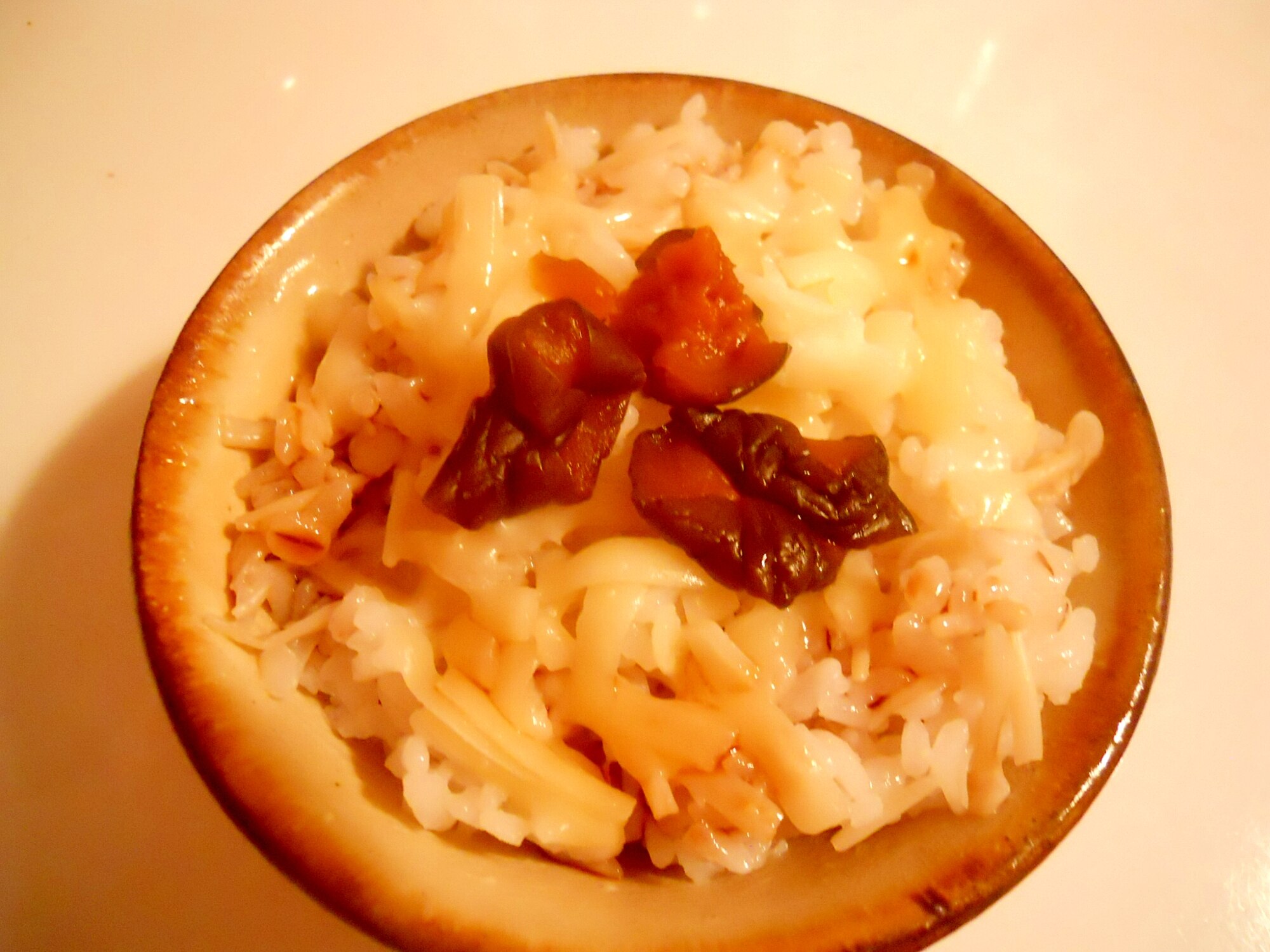 榎ご飯で チーズ キューちゃんで簡単丼 レシピ 作り方 By ブ 子 楽天レシピ