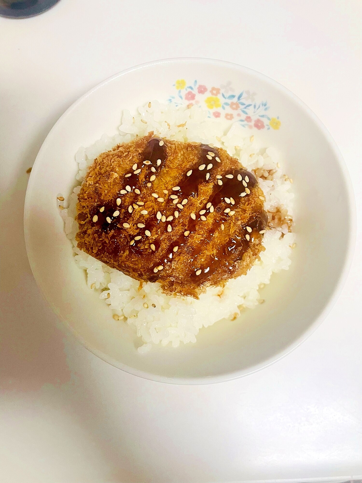 冷凍コロッケで！簡単なコロッケ丼 レシピ・作り方 by さくらぐみ