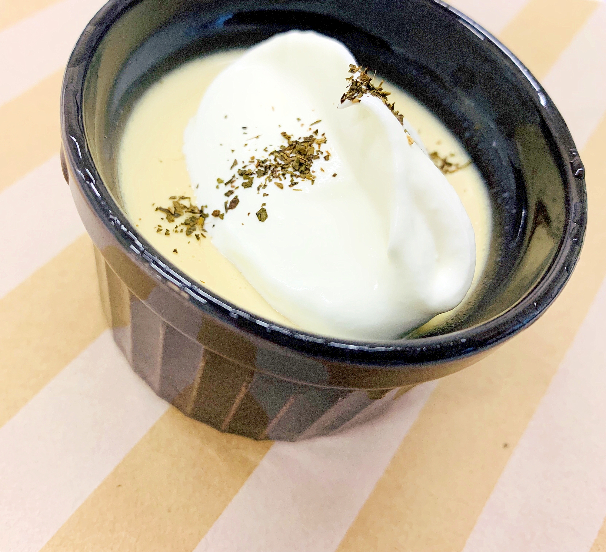 ほうじ茶プリン 生クリームのせ レシピ 作り方 By Ayaa 楽天レシピ ほうじ茶プリン 生クリームのせ レシピ 作り方 By Ayaa 楽天レシピ