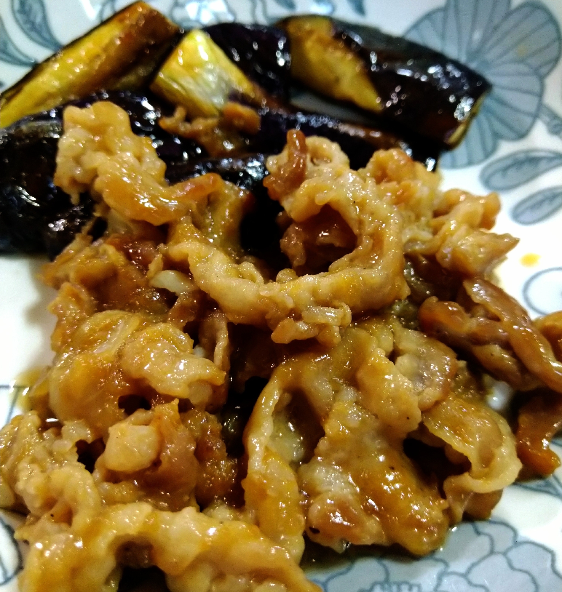 お酢でさっぱり ナスの豚丼