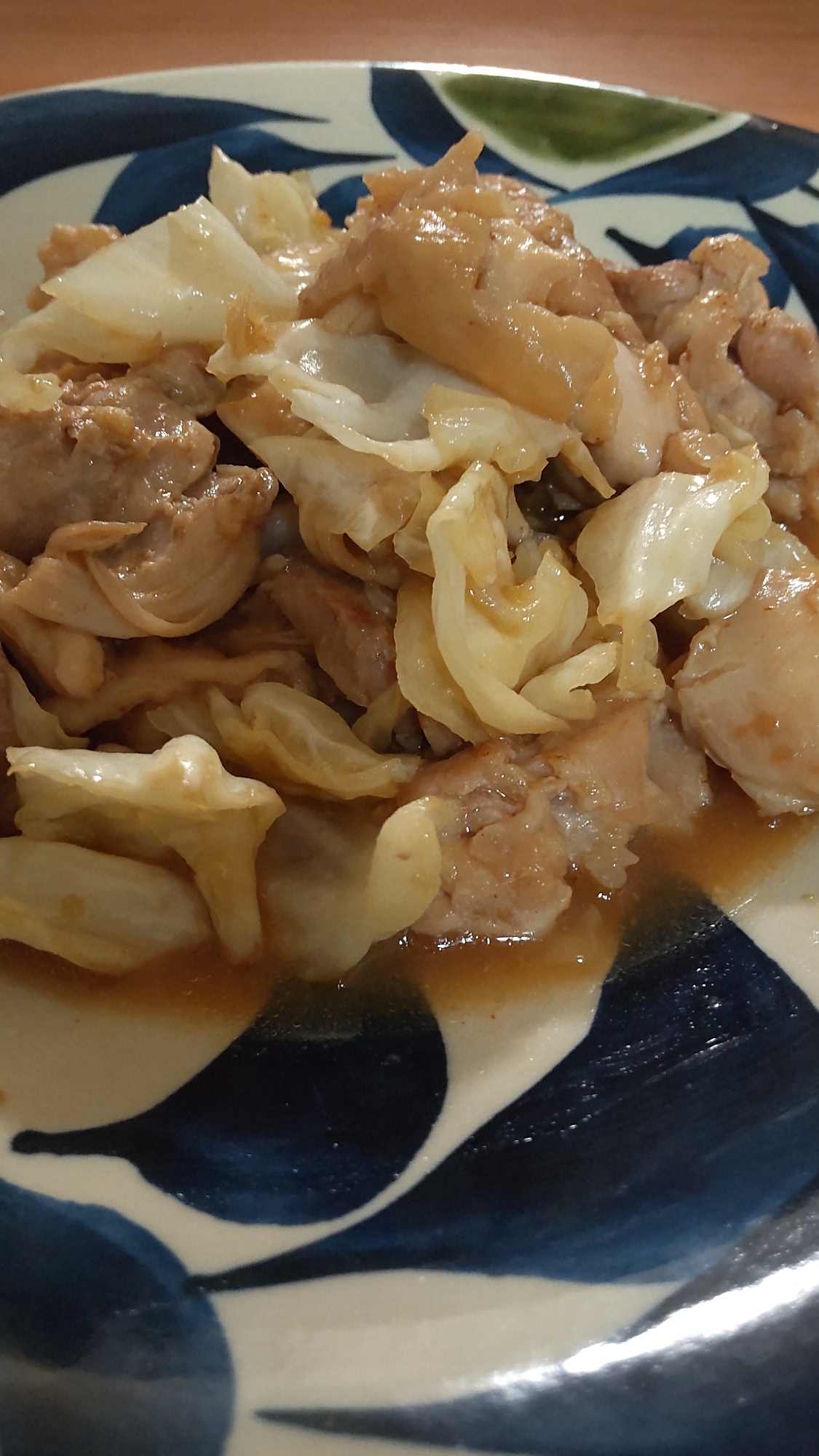 鶏もも肉とキャベツの焼き肉のたれ炒め☆