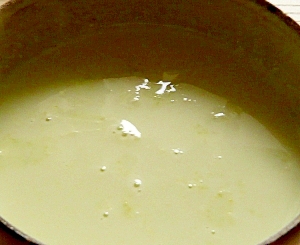 枝豆のクリームスープ