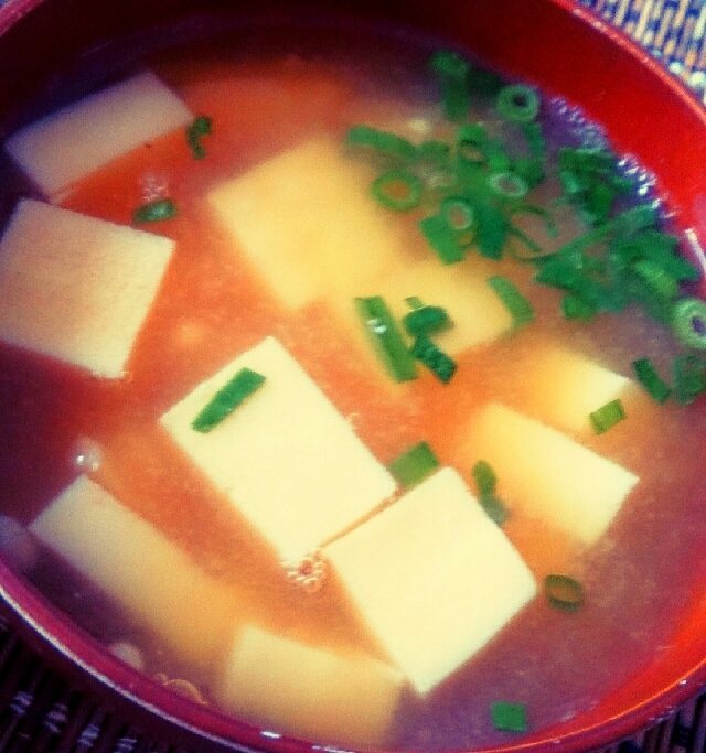 高野豆腐たっぷり！ダイエット味噌汁