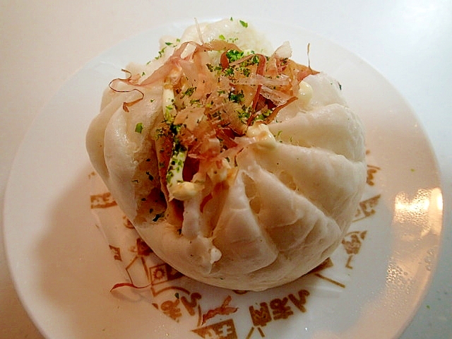 焼き餃子IN肉まん