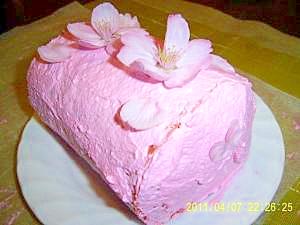 桜満開 本物の桜で飾り付け サクラ ロールケーキ レシピ 作り方 By ｉｄｄｍランナー 楽天レシピ