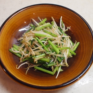 節約料理☆カブの葉ともやしのオイスター炒め