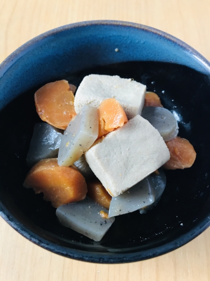 やさしい味の煮物にできました。
具材の旨みが高野豆腐に染みていて美味しかったです。
