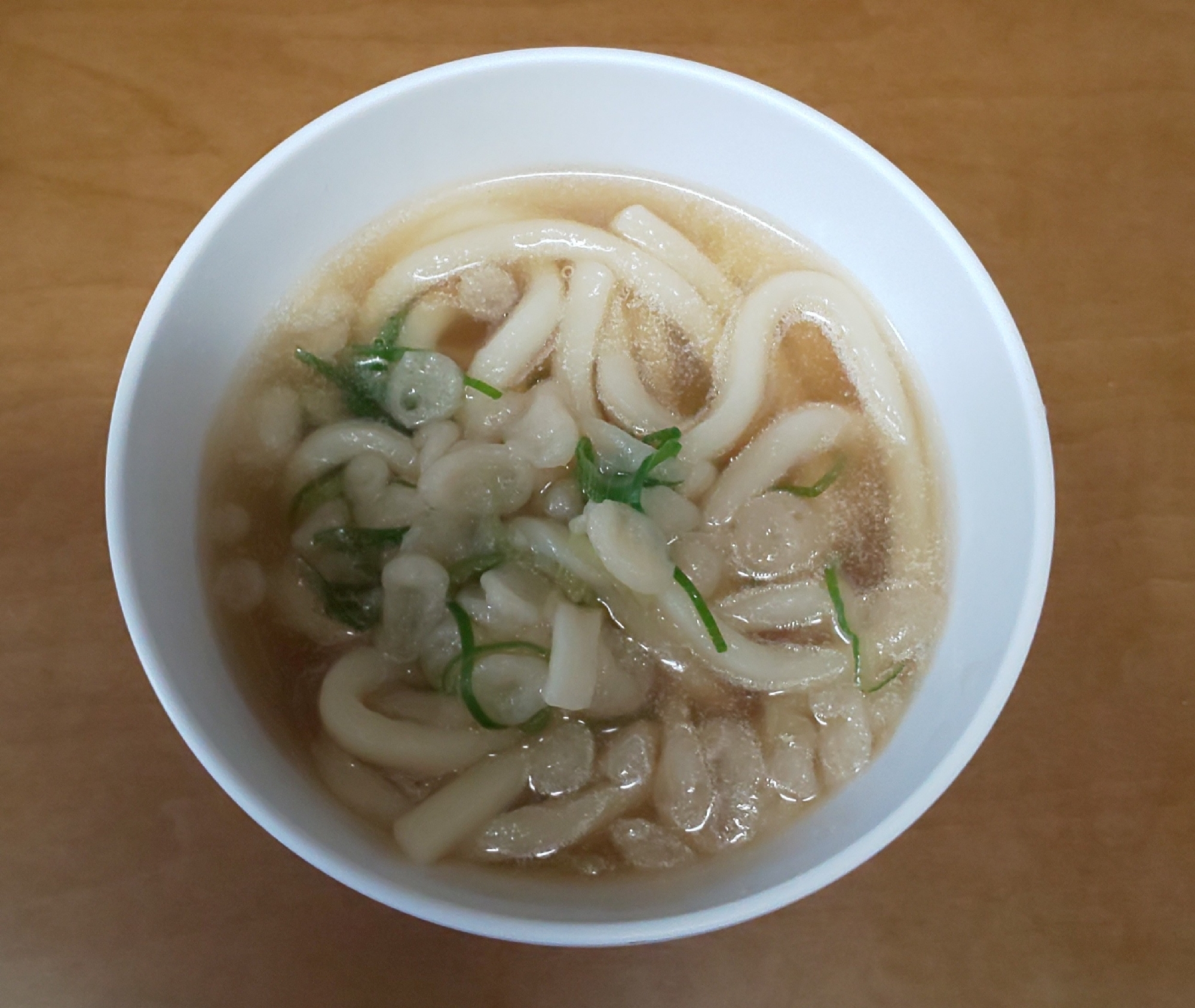 温かいうどんに♪天かすを