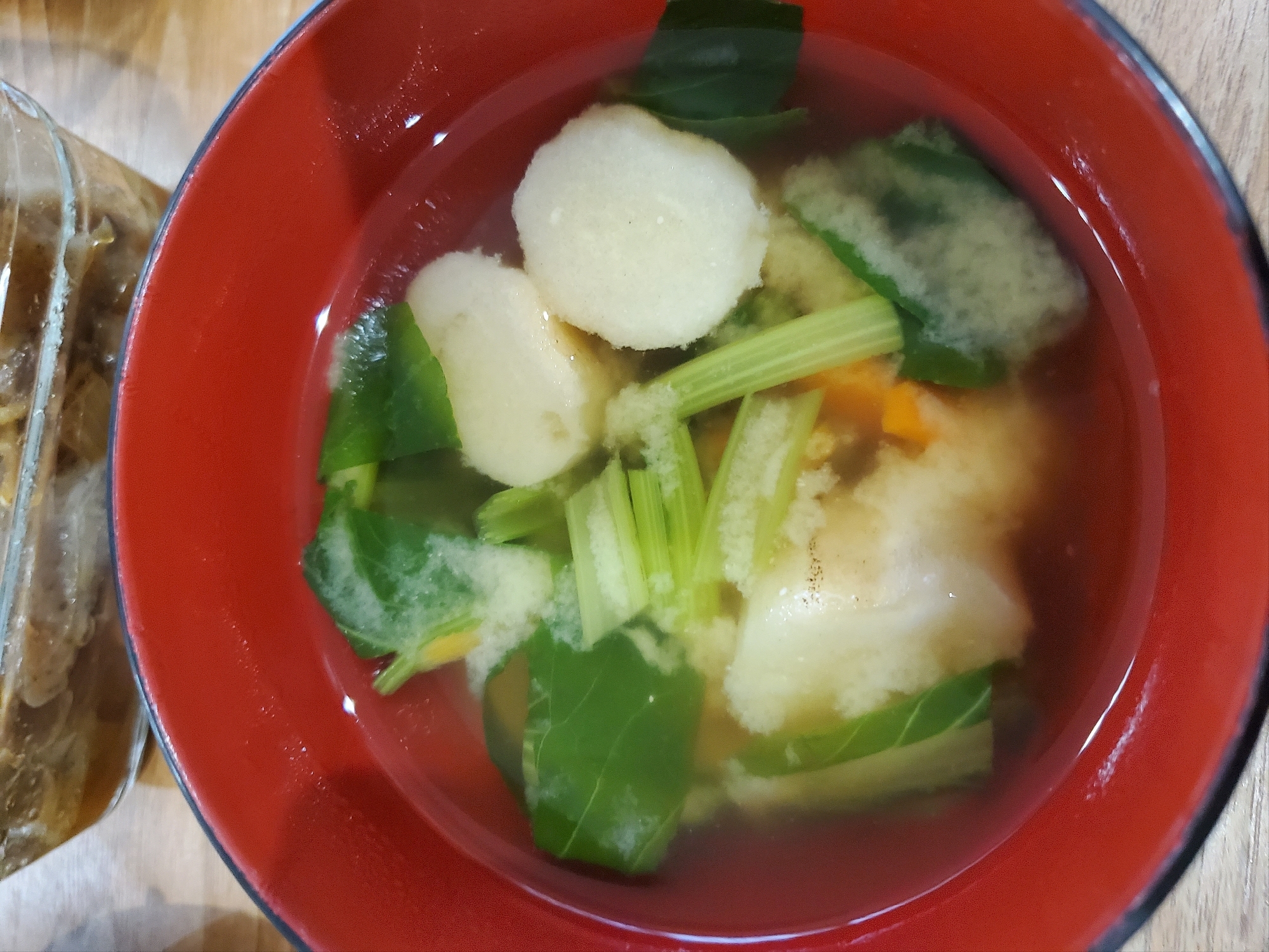 小松菜、お麩の味噌汁