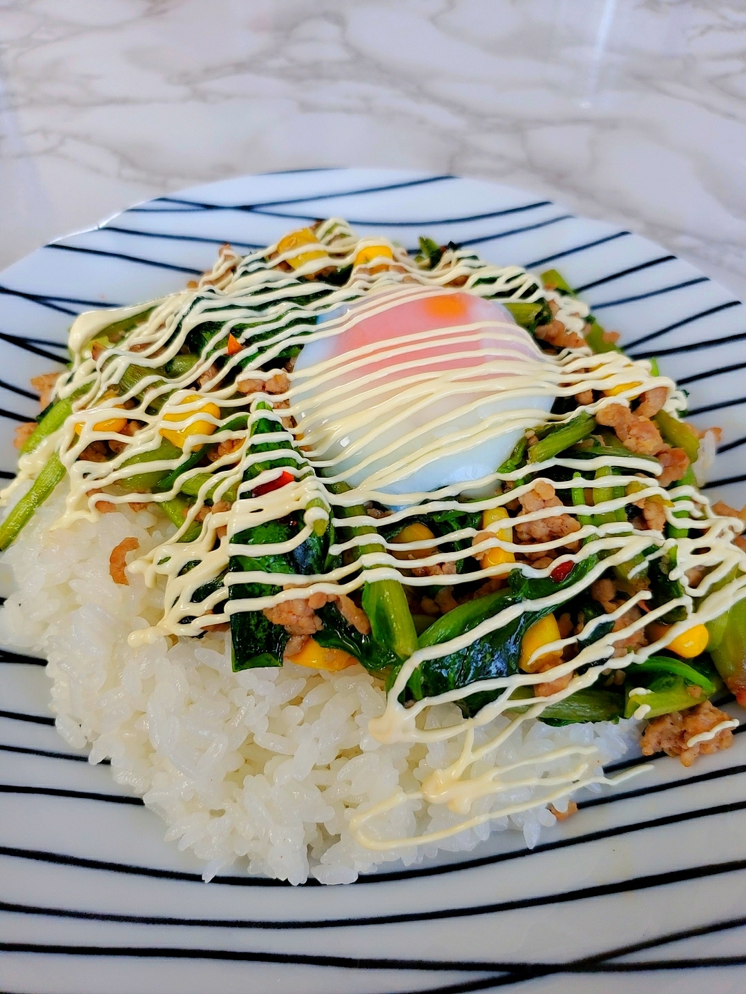 豚たまポパイ丼