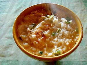 前日の残った鍋物の煮汁で　餅入り雑炊