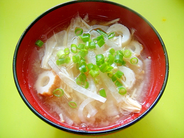 大根とえのき竹輪の味噌汁