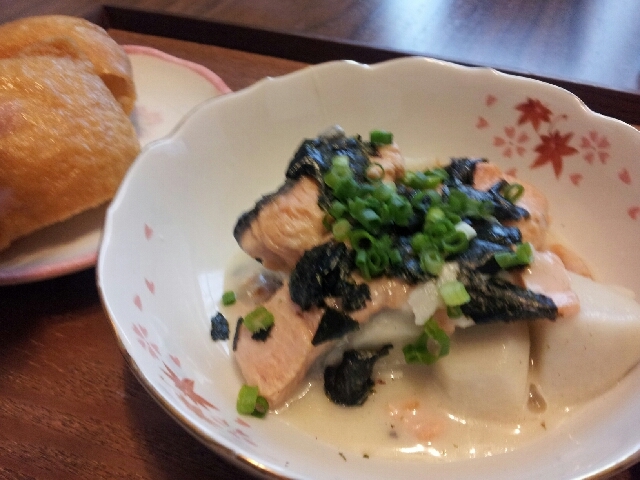 とろーっと美味しい！鮭と里芋のクリーム煮