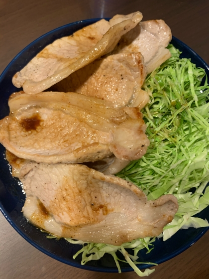 バルサミコと醤油の味付けが、とーっても美味しかったです！！
他のお肉でもやってみます！