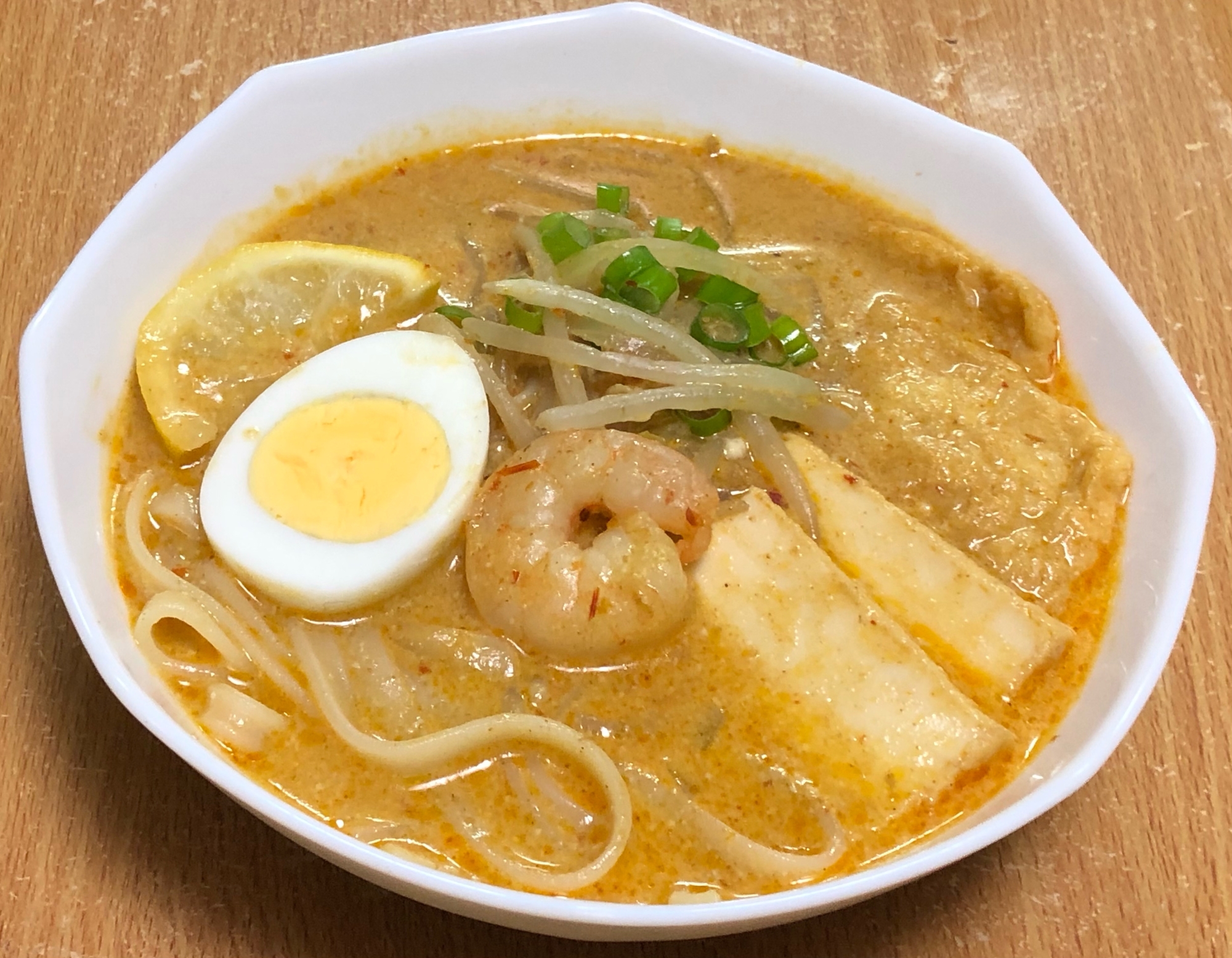 海老とココナッツスープのカレー麺☆ラクサ♪