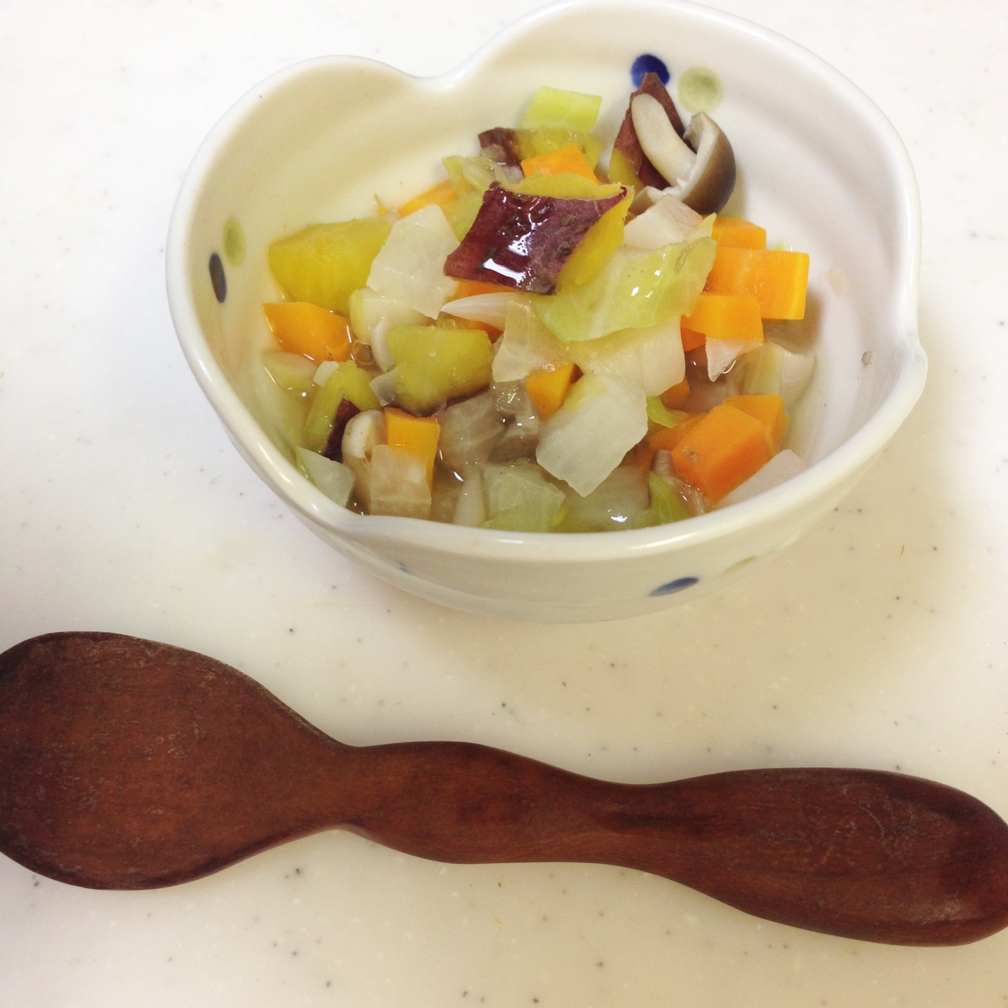 離乳食後期 炊飯器で野菜の和風スープ レシピ 作り方 By たぐはる６０６３ 楽天レシピ