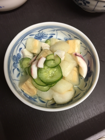 タコときゅうりとわかめの酢の物