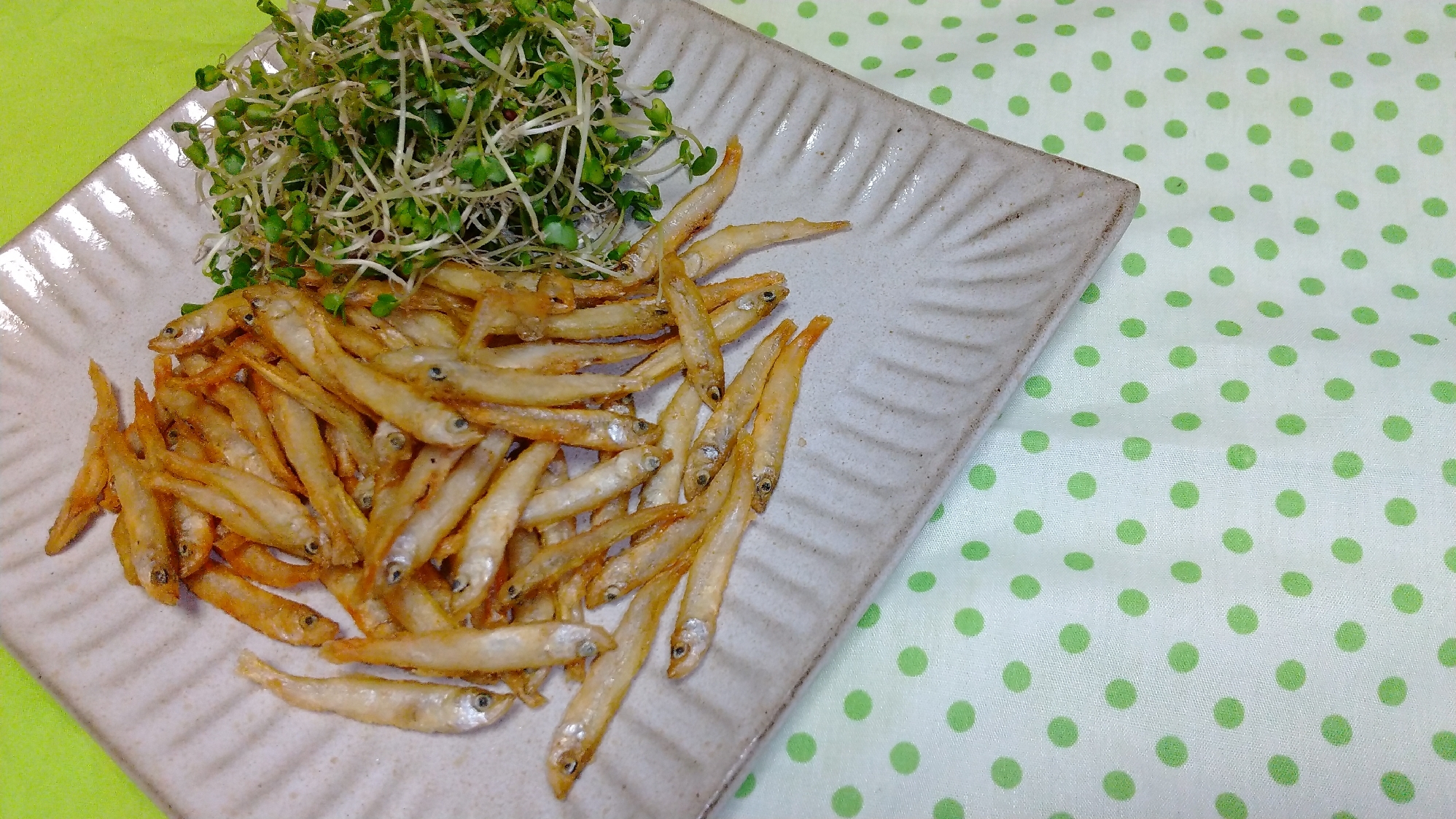 フライパンで揚げ焼き☆ワカサギの唐揚げ