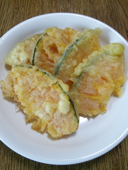 美味しく出来ました～( ＾ω＾ )

煮物にすると食べてくれないカボチャが天ぷらにすると大人気(^○^)

また作ります(^○^)
