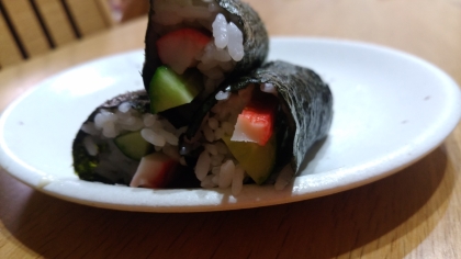 シンプル❤胡瓜とカニかまのマヨ巻き寿司❤