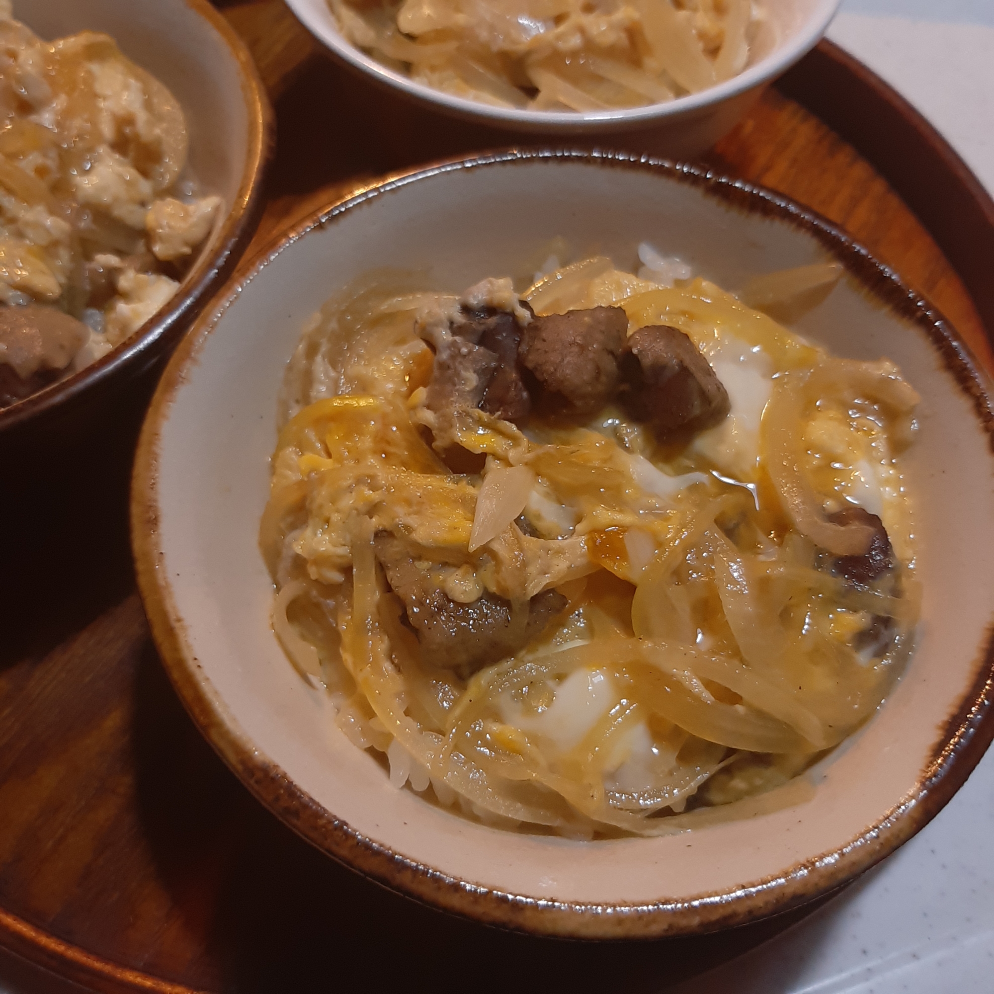 地鶏の炭火焼き親子丼