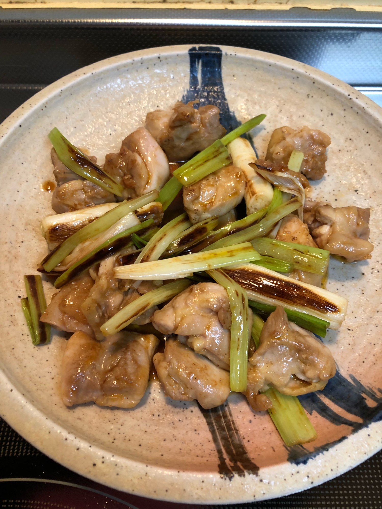 焼肉のタレde鶏肉と長ネギのコチュジャン炒め^_^