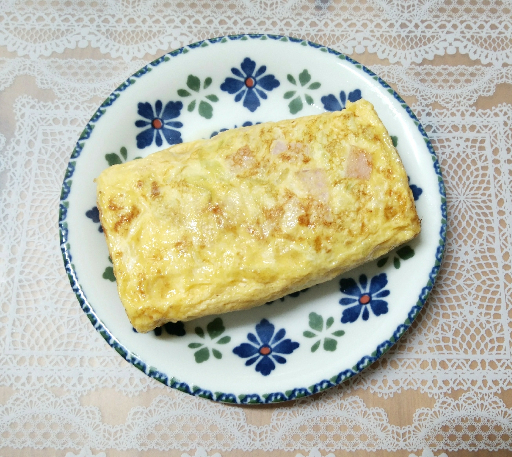 お弁当の一品❤キャベツとハムのマヨネーズ入り卵焼き