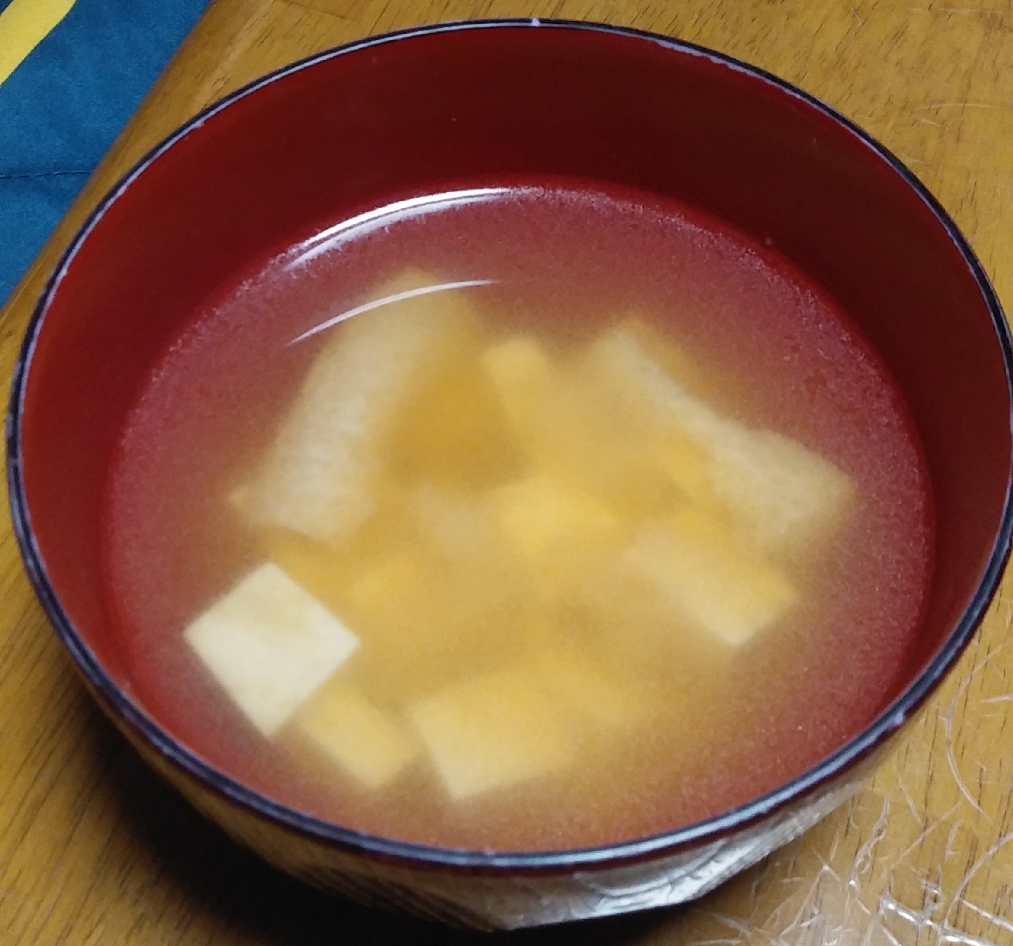 豆腐と大根の味噌汁