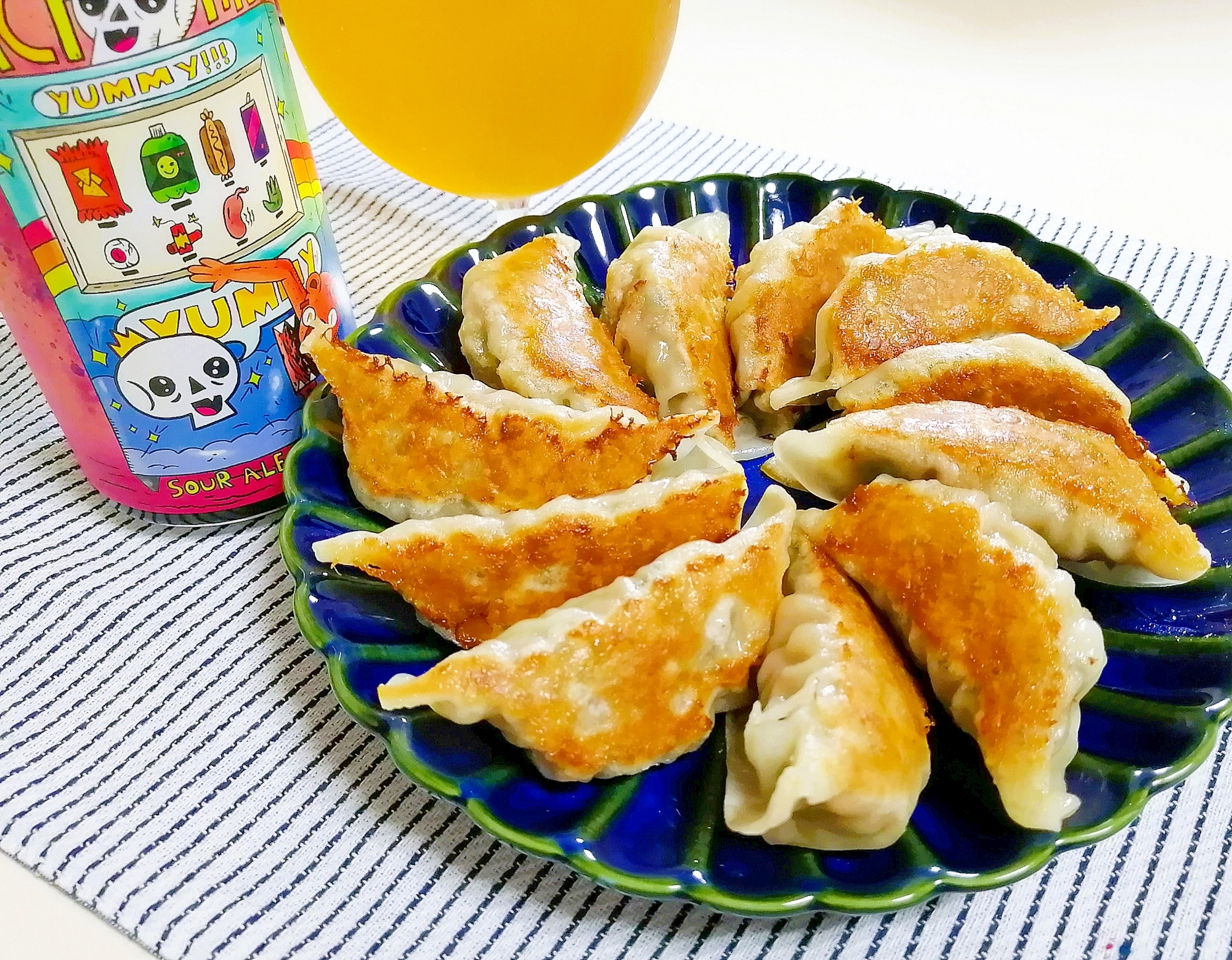 この組み合わせGOOD！パクチーと紅生姜の焼き餃子