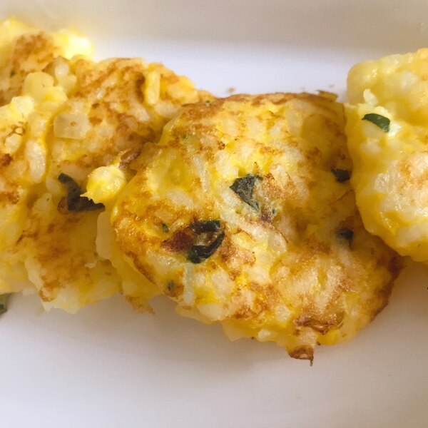 離乳食後期 掴み食べ ご飯で卵おやき レシピ 作り方 By ゆずみ0628 楽天レシピ 離乳食後期 掴み食べ ご飯で卵おやき レシピ 作り方 By ゆずみ0628 楽天レシピ