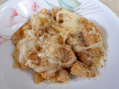 鶏むね肉とキャベツのチーズ蒸し