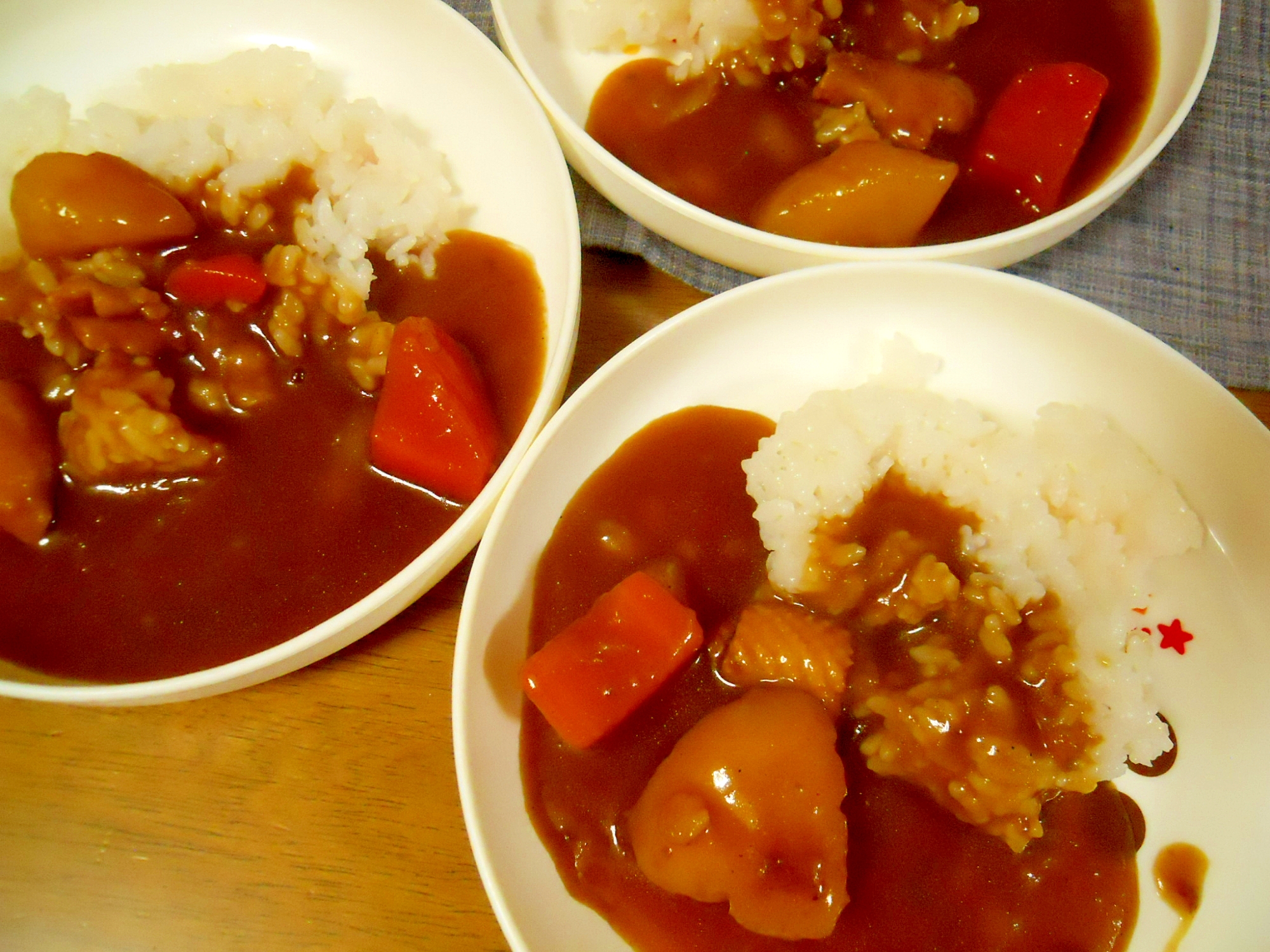 圧力鍋で♪　鶏皮とたっぷり玉葱で簡単にカレーライス