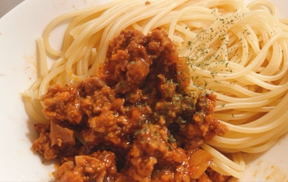 トマト缶なしでもできる手作りミートパスタ