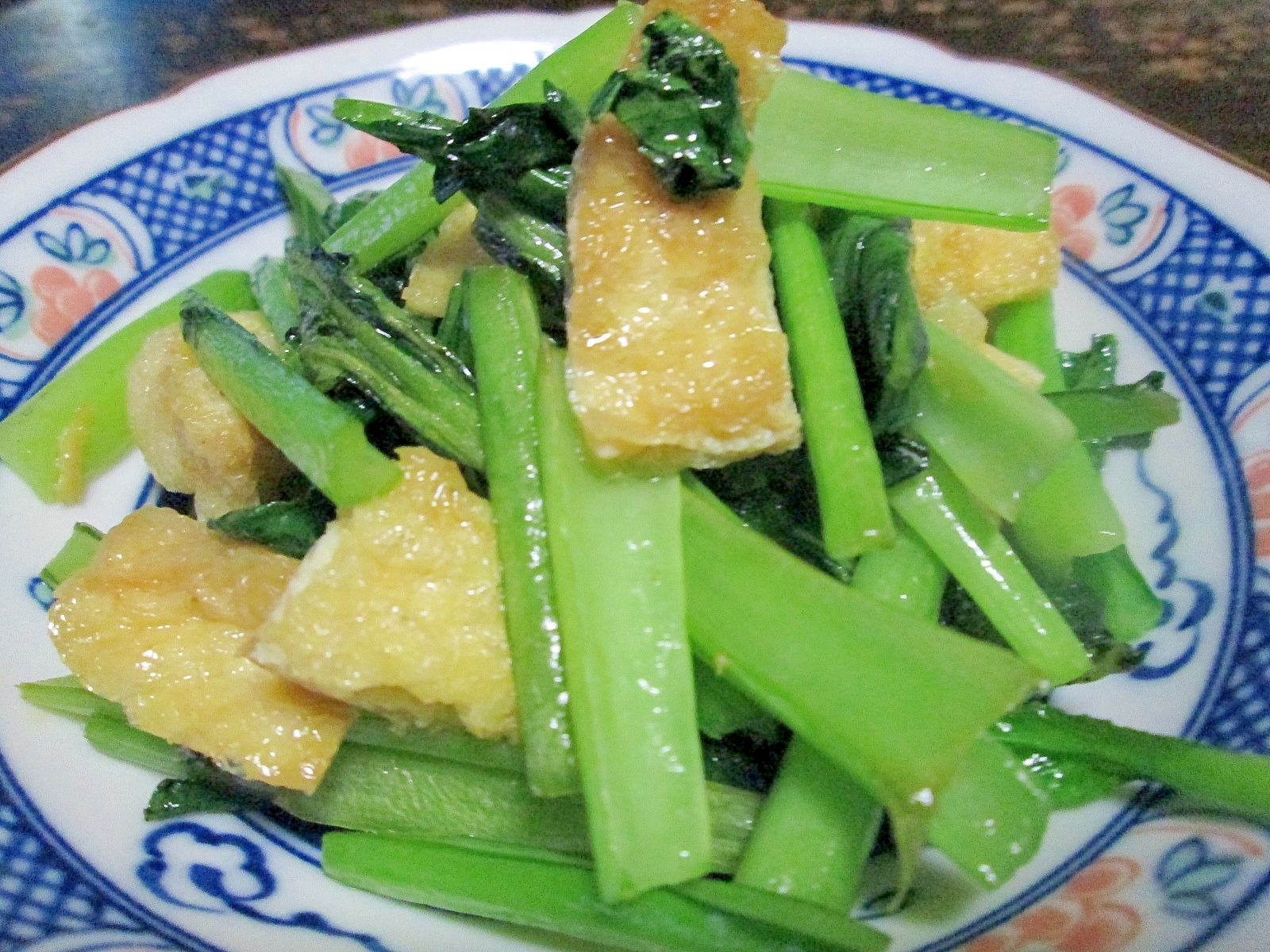 めんつゆで簡単☆小松菜と油揚げの炒め物