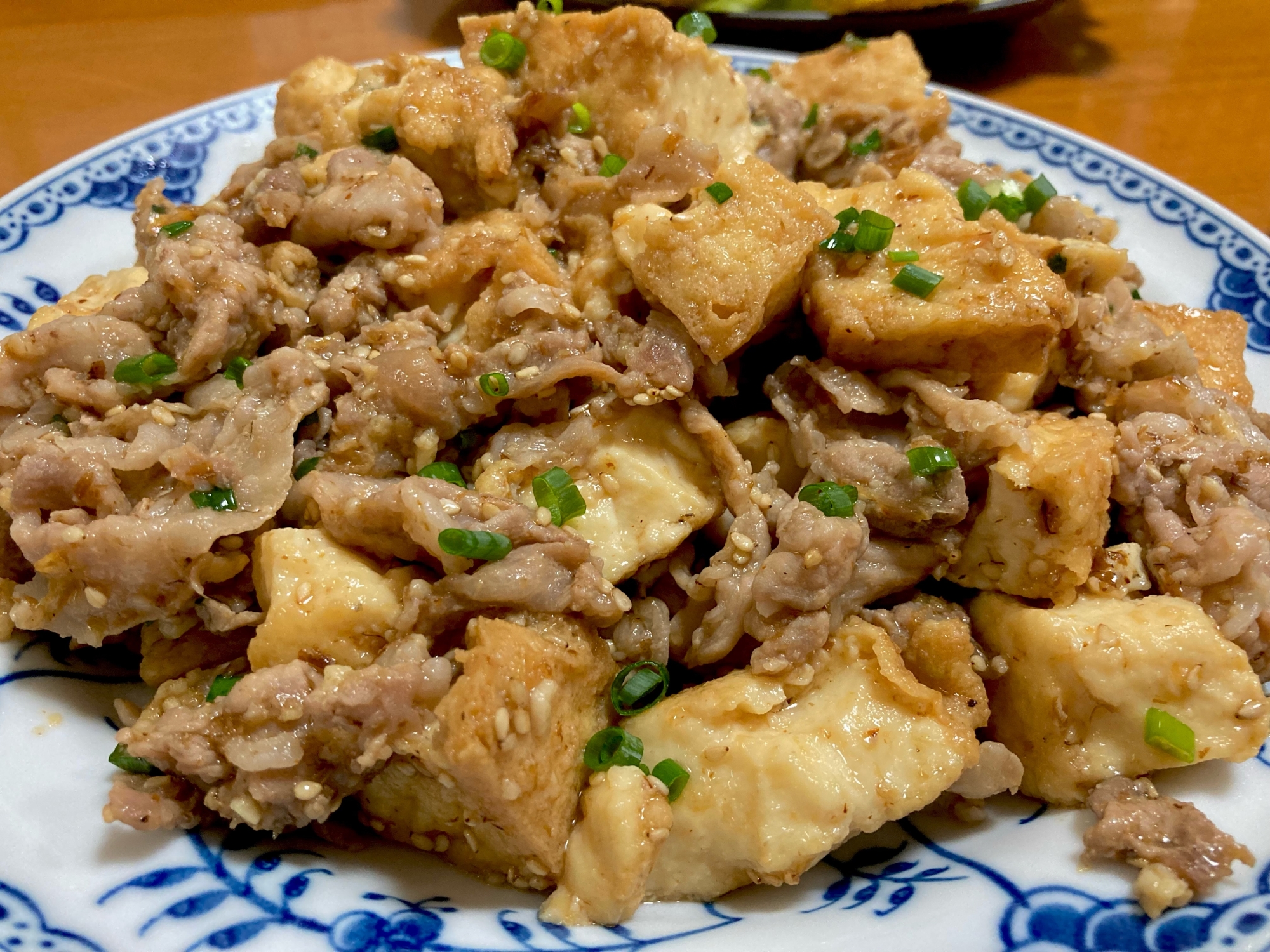 簡単！豚こま肉と厚揚げの炒め物