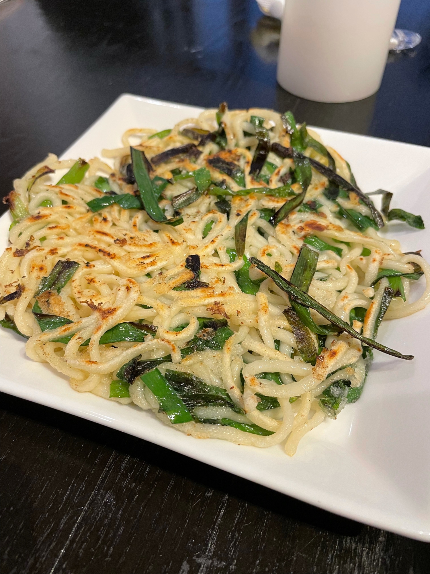 ちゃんぽん麺とニラのパリパリ焼き