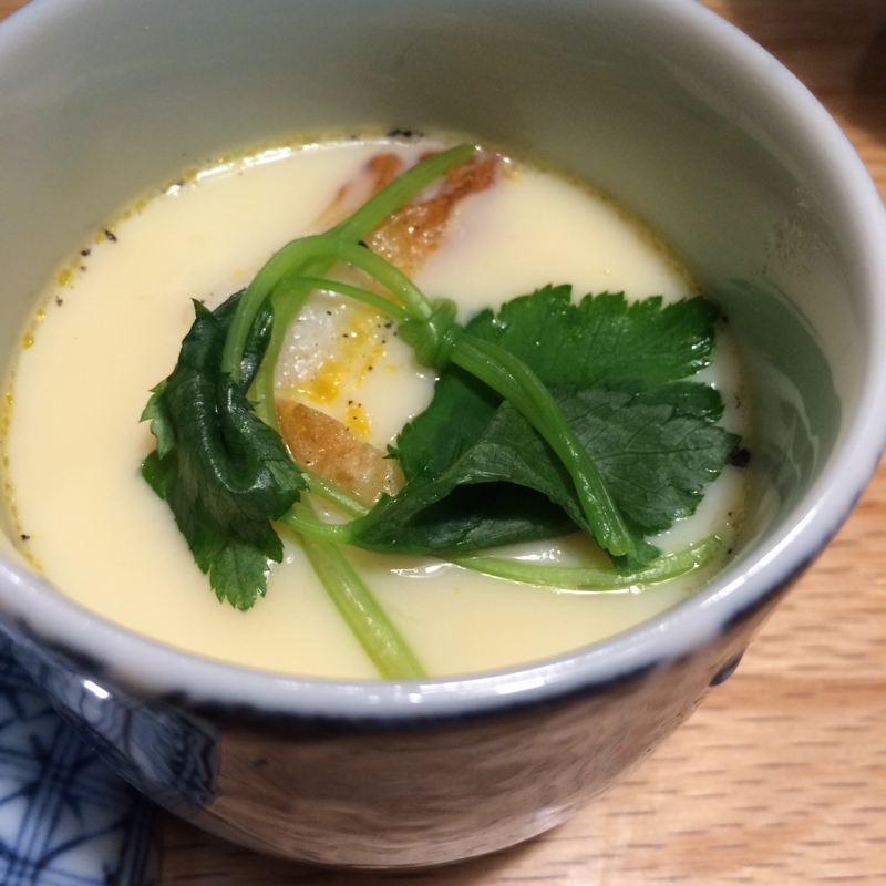 白だしで簡単に!穴子のぷるぷる茶碗蒸し