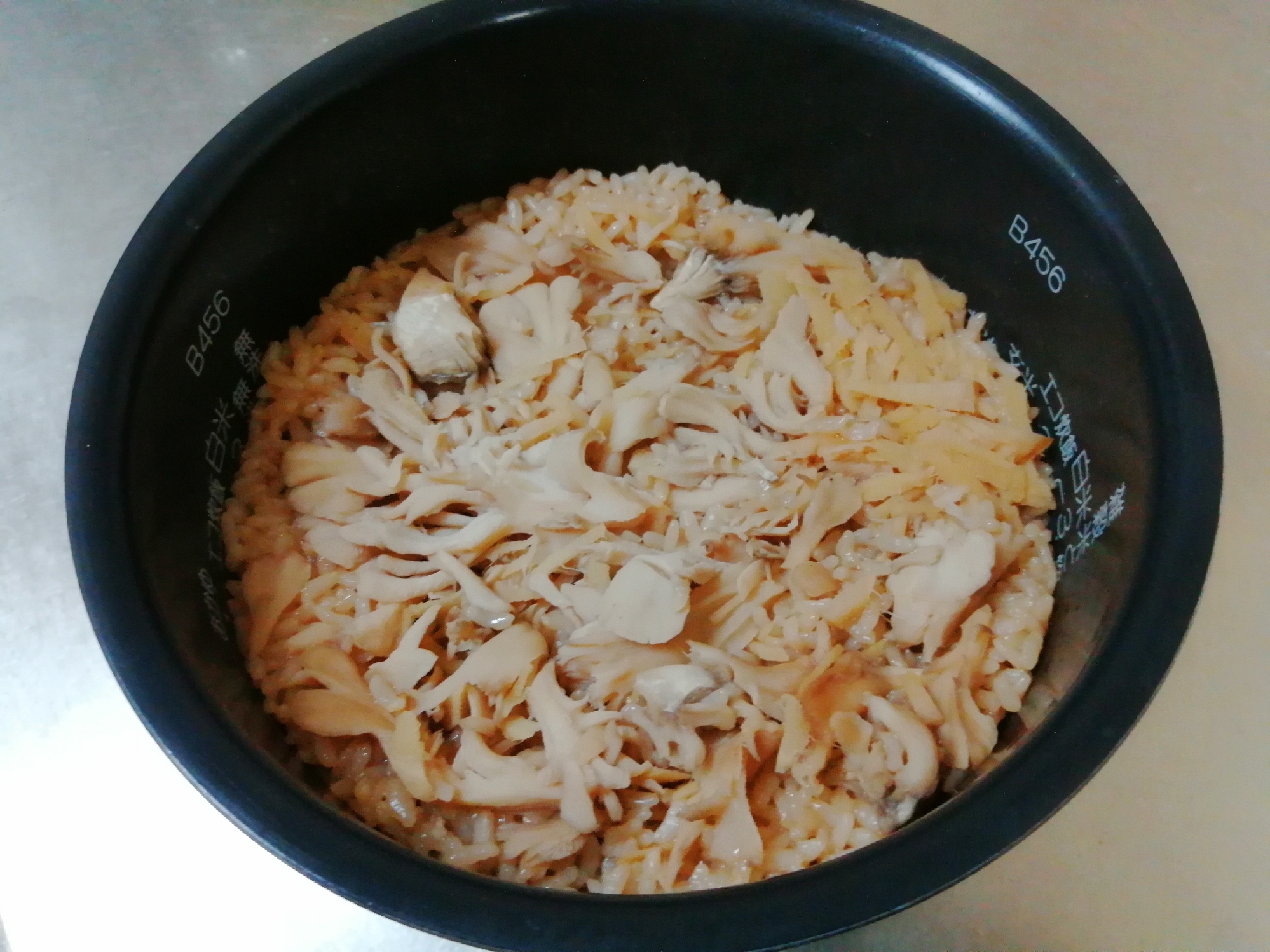 炊飯器で作る舞茸生姜ごはん
