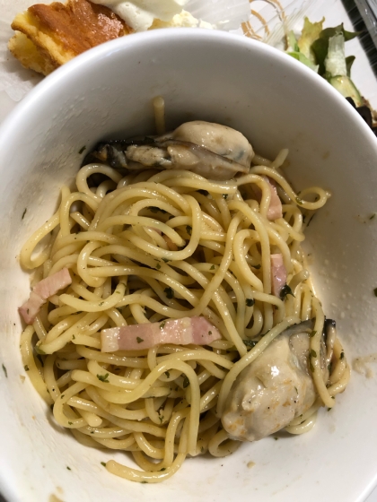 牡蠣とブロッコリーのペペロンチーノ